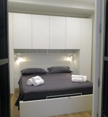 Albaro Apartment | TheLozzasHome
