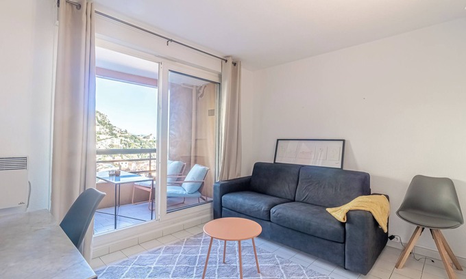 Beausoleil Condo | This condominium is a 1 bedroom(s), 1 bathrooms, located in Beausoleil, AL.