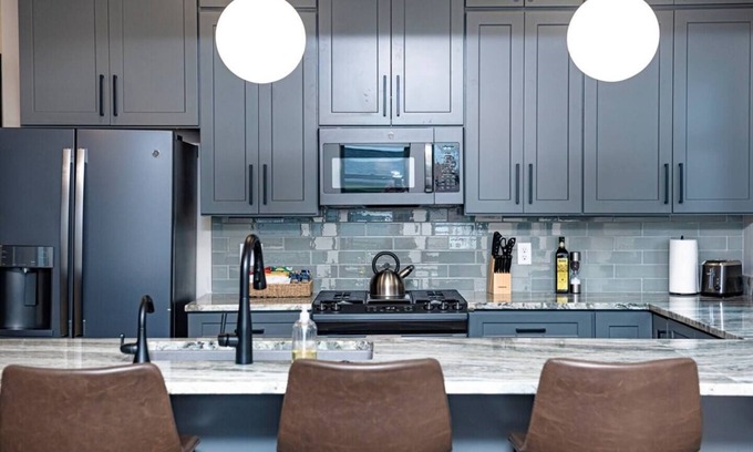 Indianapolis House | This house is a 3 bedroom(s), 3.5 bathrooms, located in Indianapolis, IN.