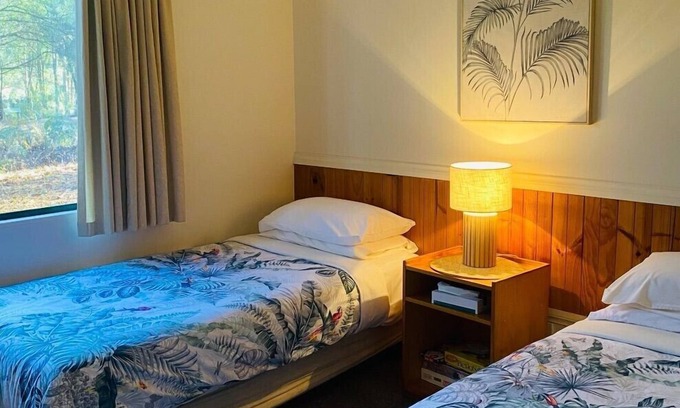 Peerabeelup House | Three-Bedroom Chalet - Spoonbill Pemberton