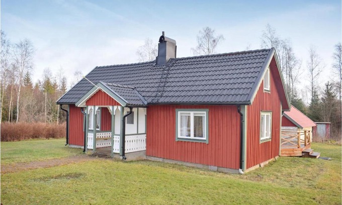 Dio House | Three-Bedroom Holiday Home In Dio
