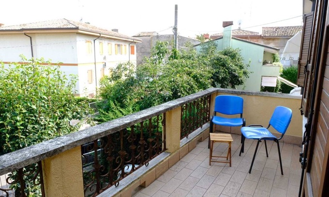 Ponti sul Mincio Apartment | Three-room apartment placed in portion building