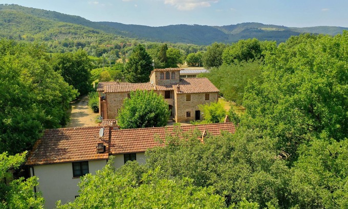Bucine Apartment | Three-room Apartment on the Outskirts of Chianti