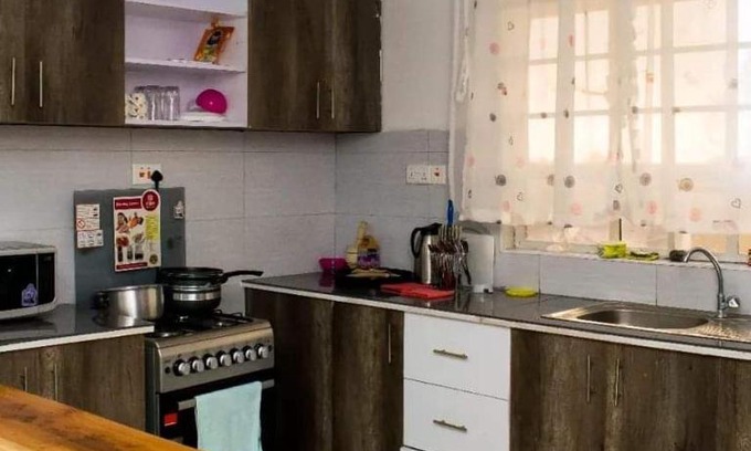 Viwanda Apartment | Thunderbolt