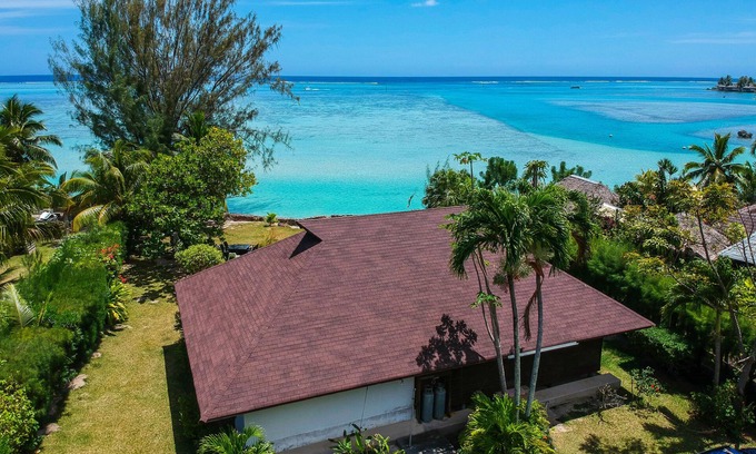 Tiahura Villa | Tiahura Beach Villa By ENJOY VILLAS MOOREA , Beachfront Polynesian Villa