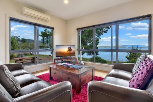Dover House | Tides Reach