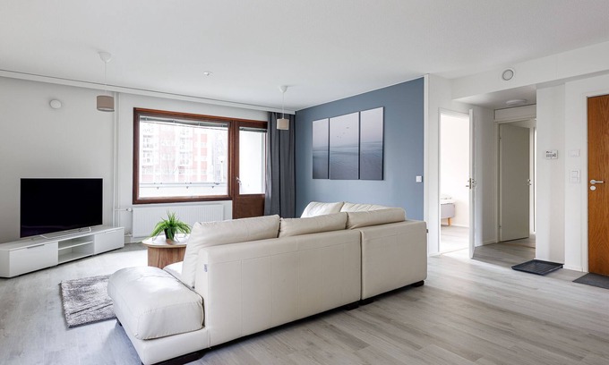 Tampere Apartment | Tilava huoneisto Tampereen keskustasta.