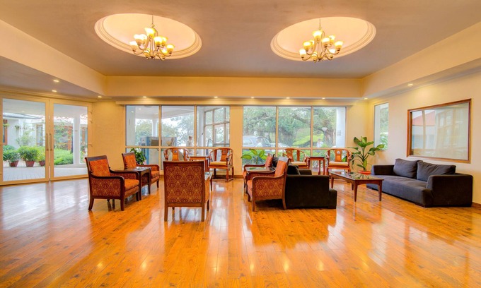 Kumarhatti Hotel | Timber Trail Resort