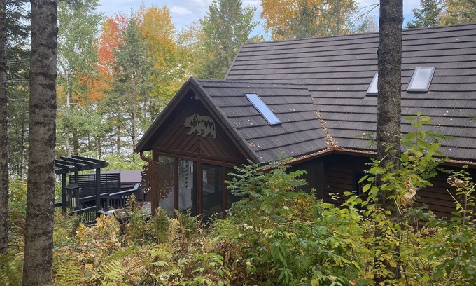 Winter Cabin | Time to make reservations for your summer vacation on Hunter Lake!!