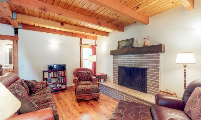 Tahoma House | Timeless in Tahoma