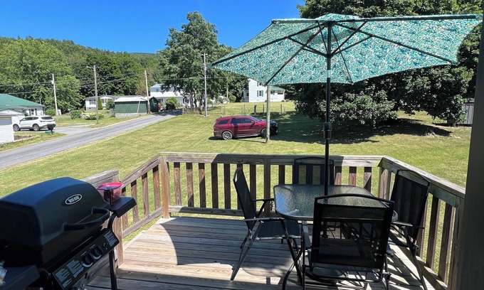 Hot Springs Apartment | Times of Refreshing in the beauty of the Alleghany Mountains awaits you!