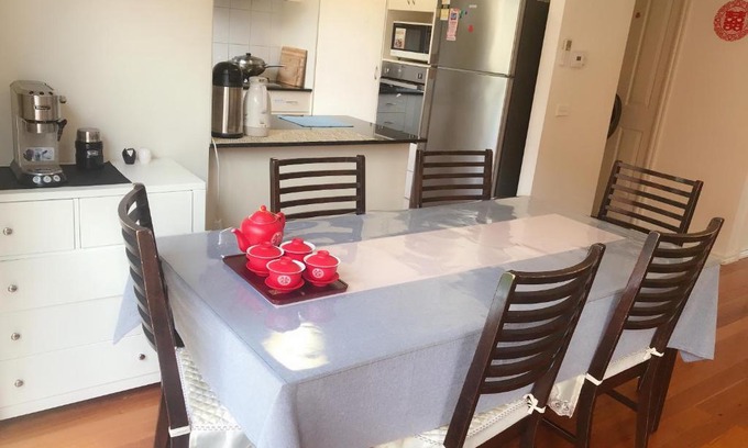 Springvale House | Tina house