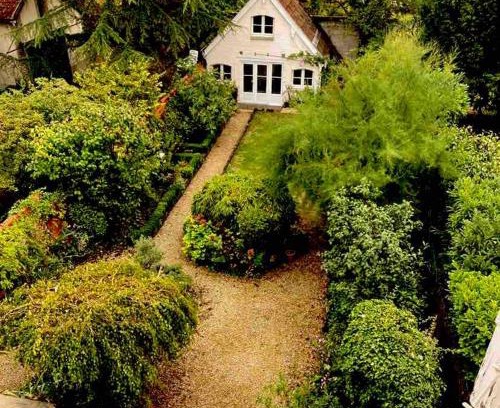 La Celle-sous-Gouzon Ski Chalet | Tiny house au fond du jardin