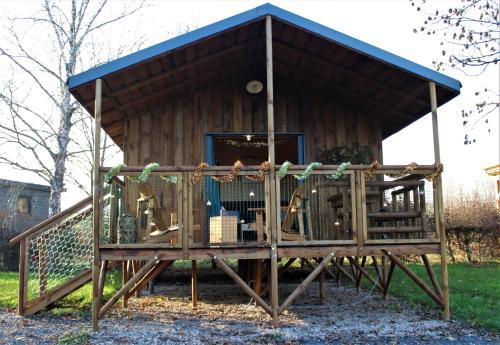 Magnieres Cabin | Tiny house - Cabane sur pilotis - Etat Nature