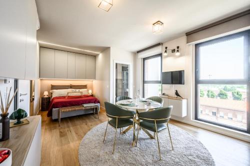 Fidenza Apartment | Tiny House Tower