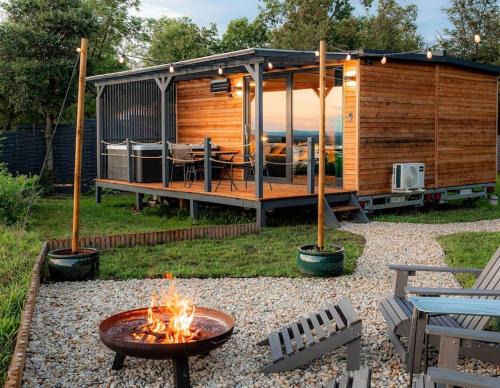 Balatonfokajar Apartment | Tinyhouse with view to Balaton - Liliput Houses