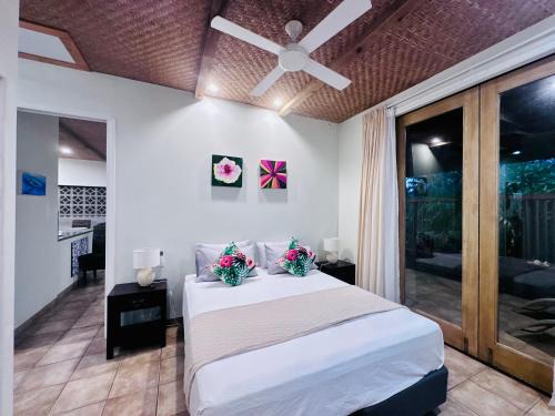 Arorangi House | Tipani Villa Sovereign Palms CI