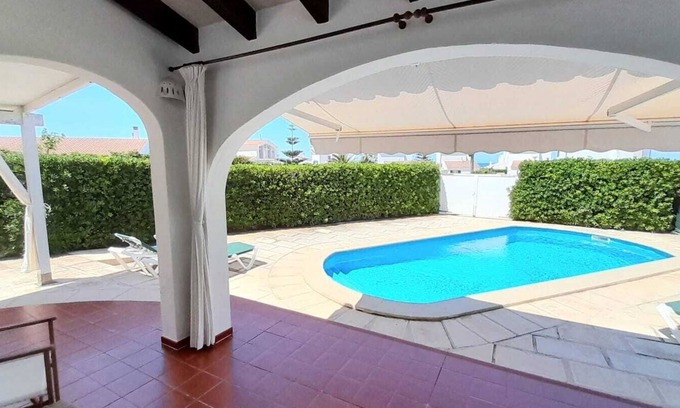 Cap d'Artrutx Villa | Tipica Villa Menorquina, Piscina Privada, Jardin, Wifi, A/Acond, Ping Pong