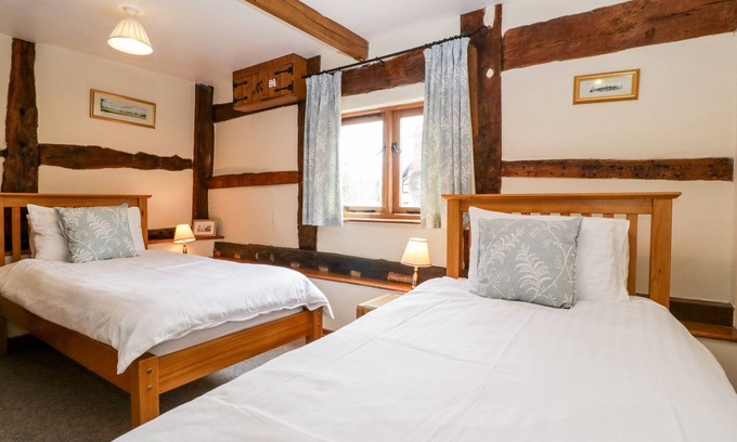 Pembridge Cottage | Tippets View