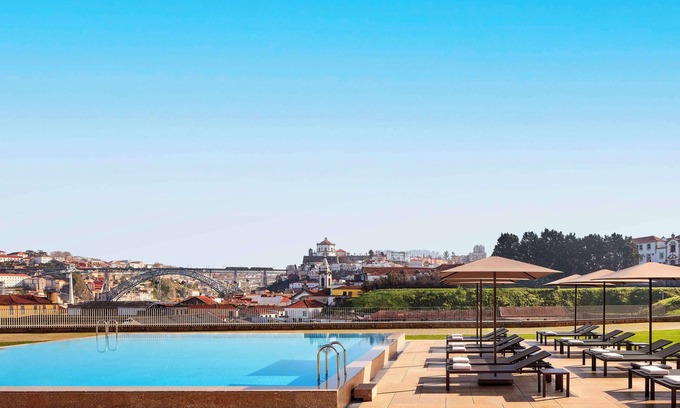 Santa Marinha Hotel | Tivoli Kopke Porto Gaia Hotel