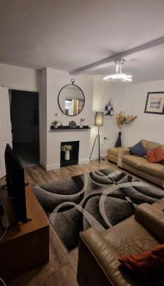 River House | TLM Stays 3-Bed Entire Home