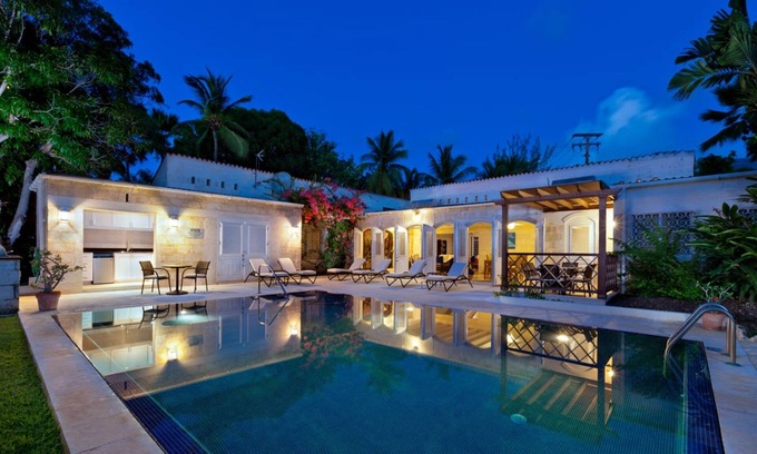Gibbs Bay Villa | Todmorden by Blue Sky Luxury