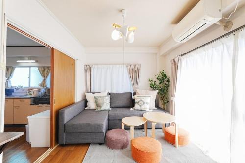 Yoyogi Apartment | Tomo House 代々木 301