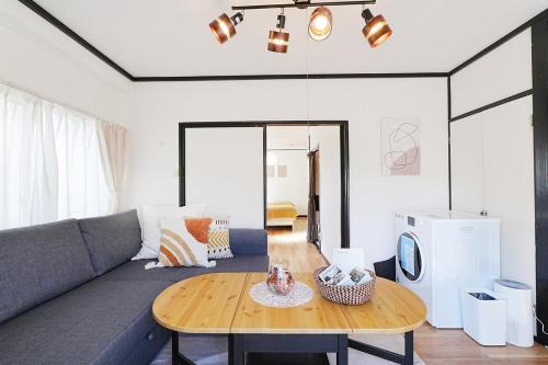 Yoyogi Apartment | Tomo House 代々木 302