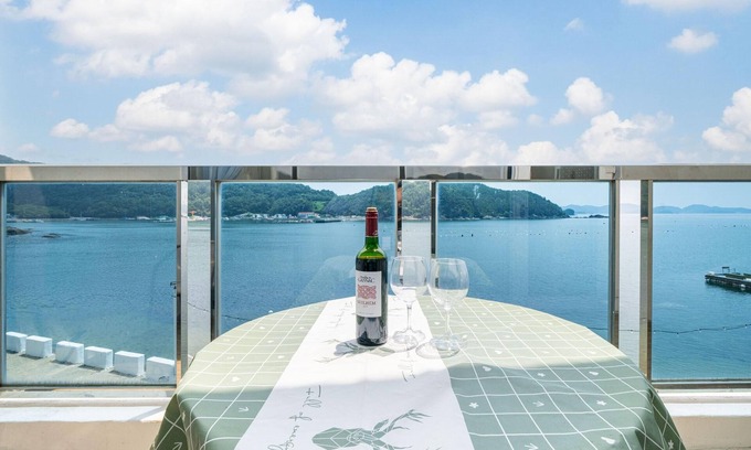 Tongyeong House | Tongyeong Maremio Oceanview Pension