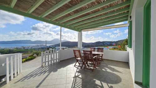 Milos House | Tony's House with sea view