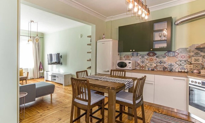 Lozenets Apartment | Top Central 2 Bedroom Apartment next to NDK