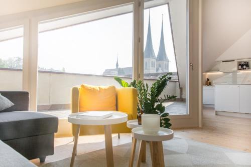 Lucerne Apartment | Top City Center Apartments location next to Lion Monument