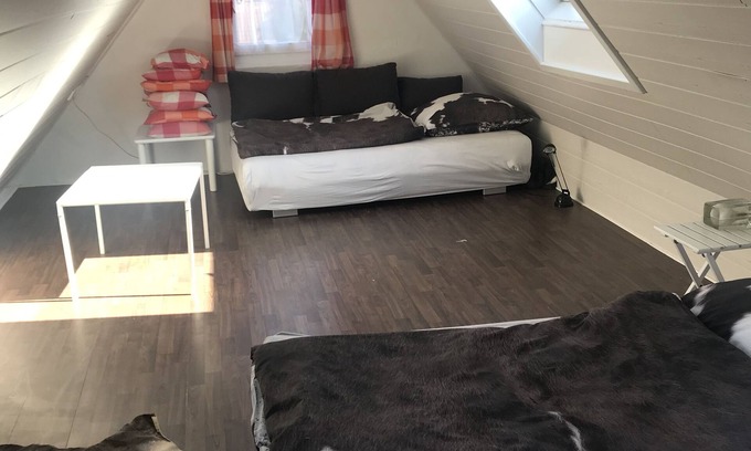 Reichenbach an der Fils Apartment | Top floor apartment over two floors with quiet balcony and partial air conditioning
