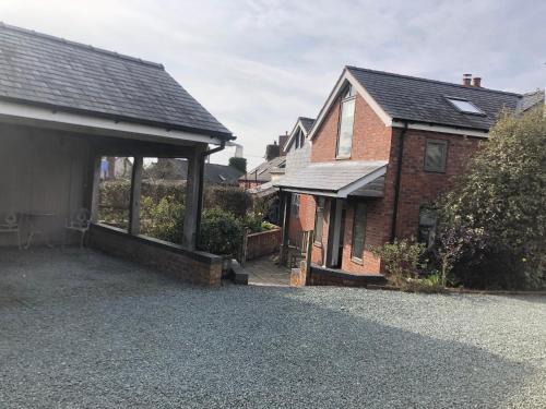 Kingswood Bed & Breakfast | Top House