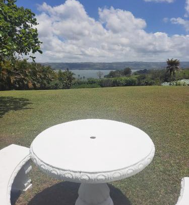 Tronadora House | TOP RATED - Lake View Arenal Suite - 2025 Traveller Awards Winner