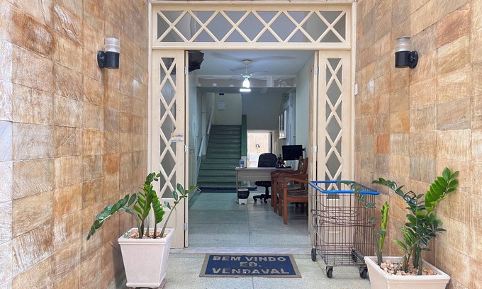 Centro Apartment | Toque a Campainha 207 Vendaval
