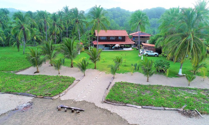 Javilla Cabin | Totobe Resort - Rooms with balcony and oceanview