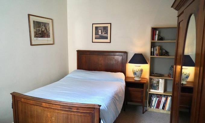 Northumberland Park House | Tottenham Stadium double room