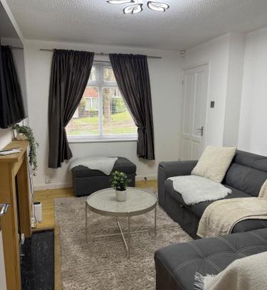 Mapperley House | Town house close to city centre