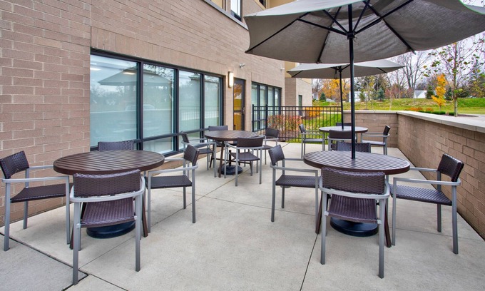 Belleville Hotel | TownePlace Suites by Marriott Detroit Belleville