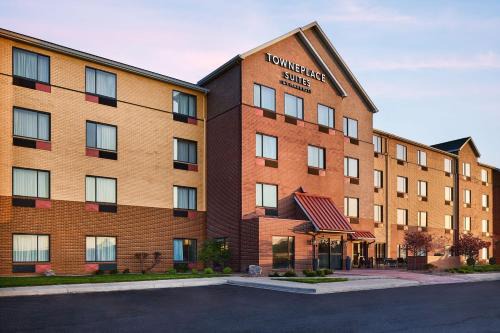 Garden City Hotel | TownePlace Suites by Marriott Garden City