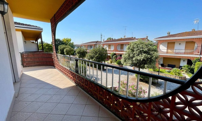 Porto Santa Margherita Villa | Townhouse in a gorgeous residence