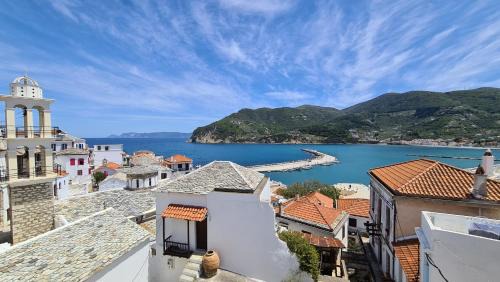 Skopelos Apartment | Townhouse Christos