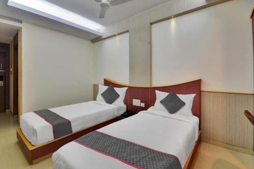 RS Puram Hotel | Townhouse Coastal Grand Hotels and Resorts