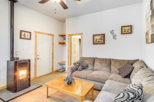 Townsend House | Townsend Cottage on UTV and Snowmobile Trail!
