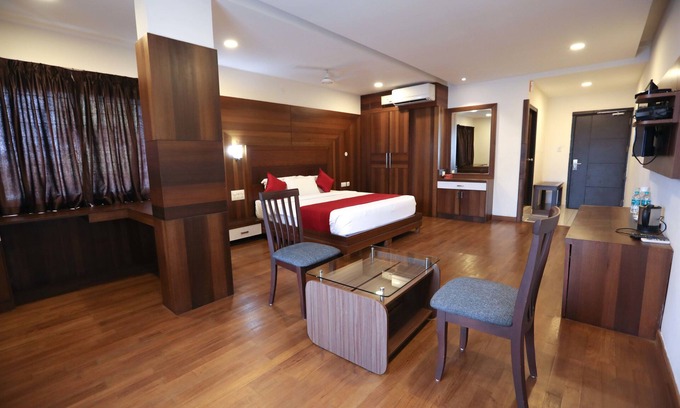 Adyar Hotel | Traders Hotel