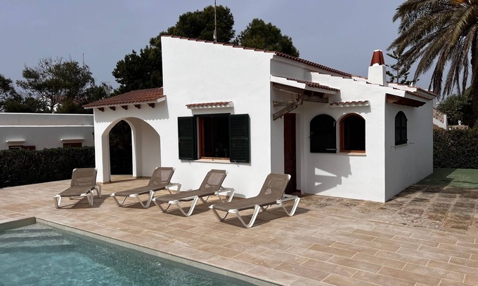 Cala Blanca House | Traditional holidayhouse in a prime location of Cala Blanca/Ciutadella with pool