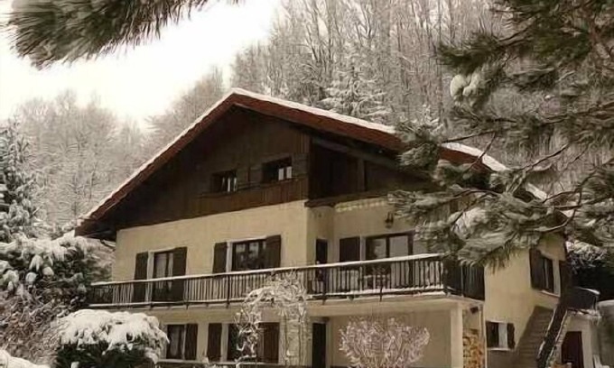Seez Apartment | Traditional chalet at the foot of alpine resorts