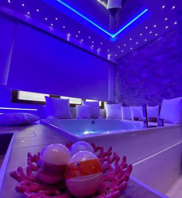 Margherita di Savoia Bed & Breakfast | Traiano Suite