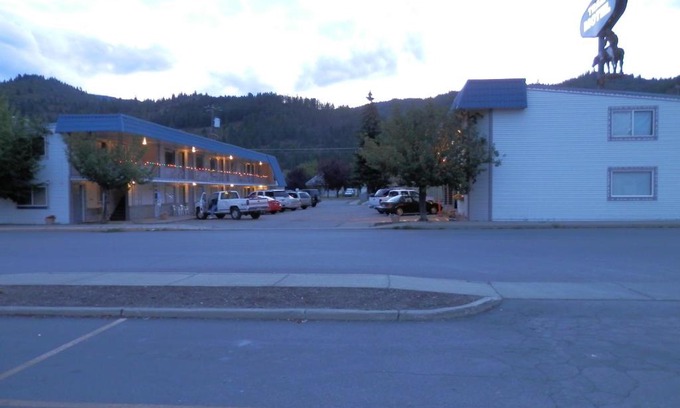 Kellogg Hotel | Trail Motel